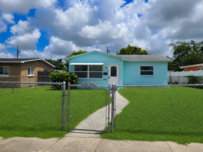 Photo - Three Bedroom One Bathroom House near Gulfport area.