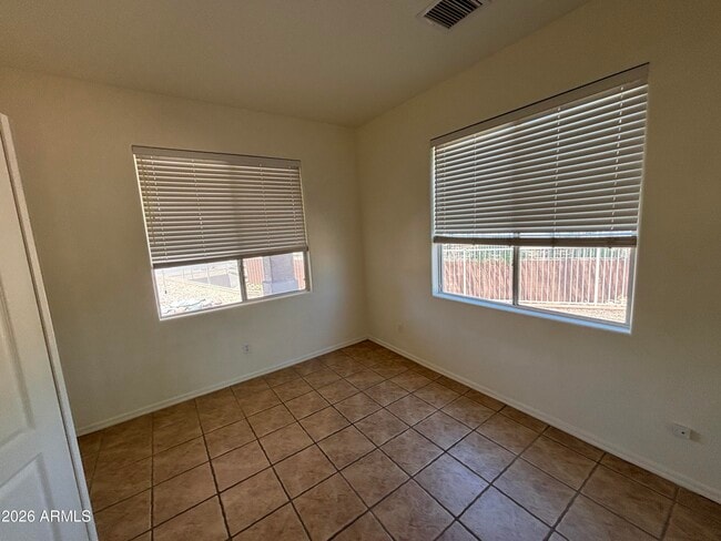Photo - 1095 S Forest Ridge Dr