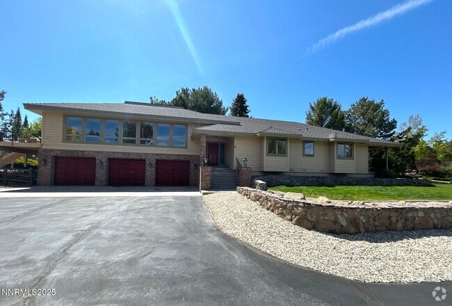 Building Photo - 13470 Fieldcreek Ln Rental