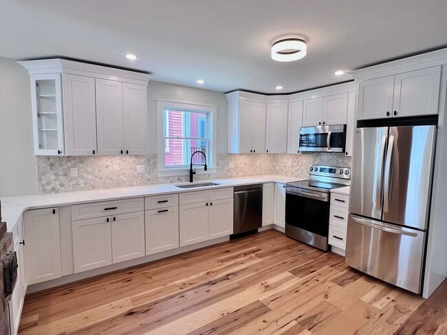 371 Islington St Unit A