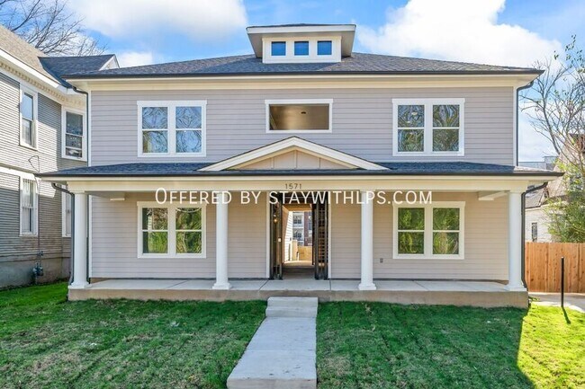 Photo - 1571 Court Ave Unit 101