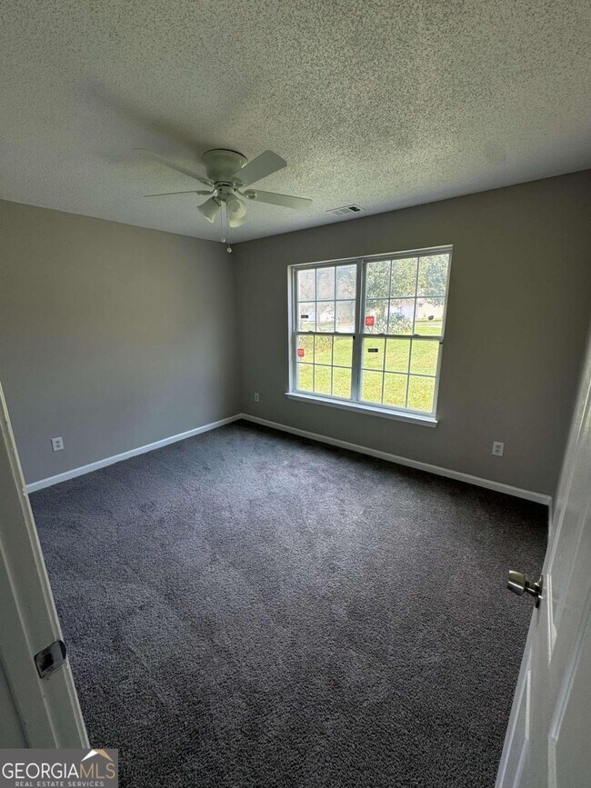 Photo - 5309 Cattail Ln