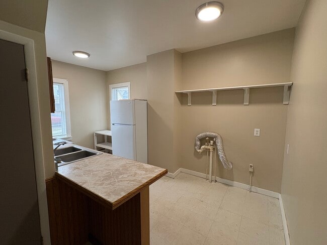 Photo - 21 E William St Unit 21 E William