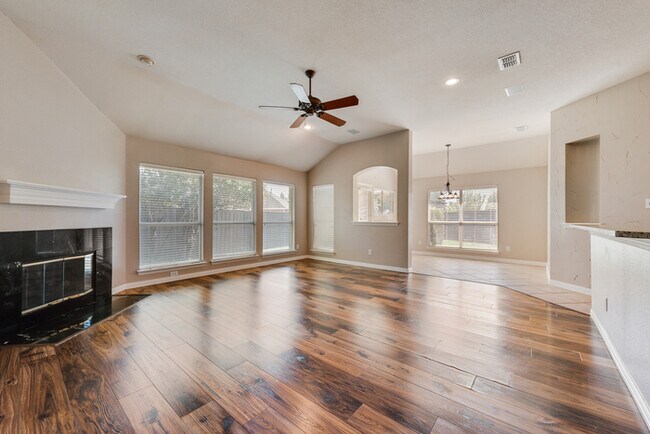 Photo - 7900 Brookmount St