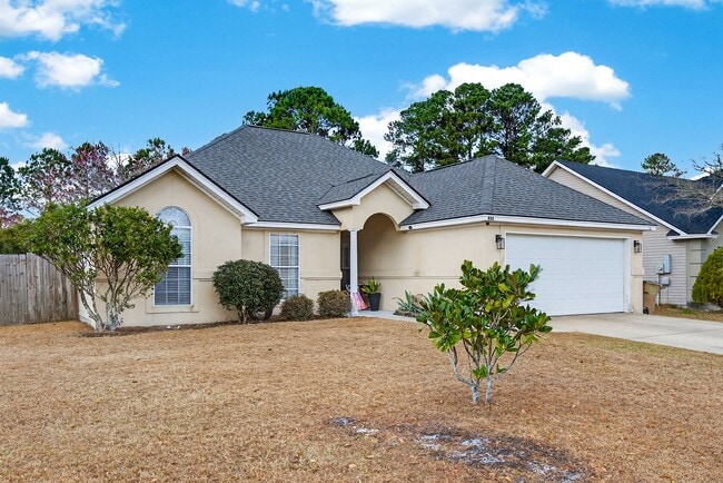 Photo - 4 bedroom 2 bathroom home in Mainstreet Subdivision - Richmond Hill GA