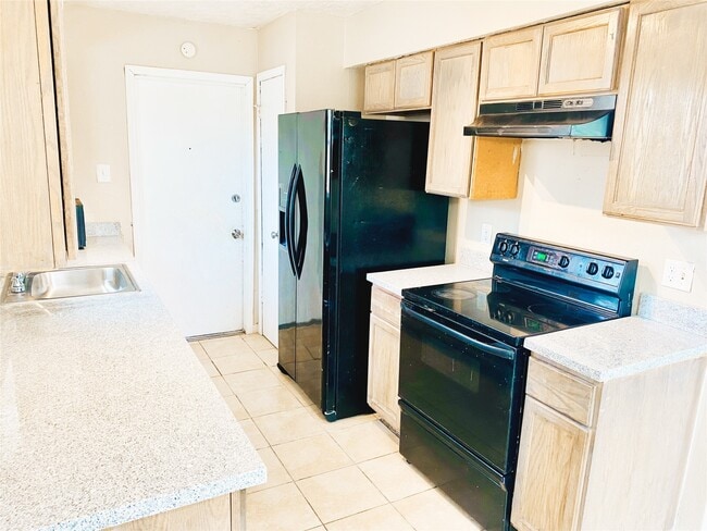 Building Photo - 15822 Baybriar Dr Rental