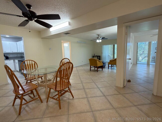Photo - 610 NW 13th St Unit 0370
