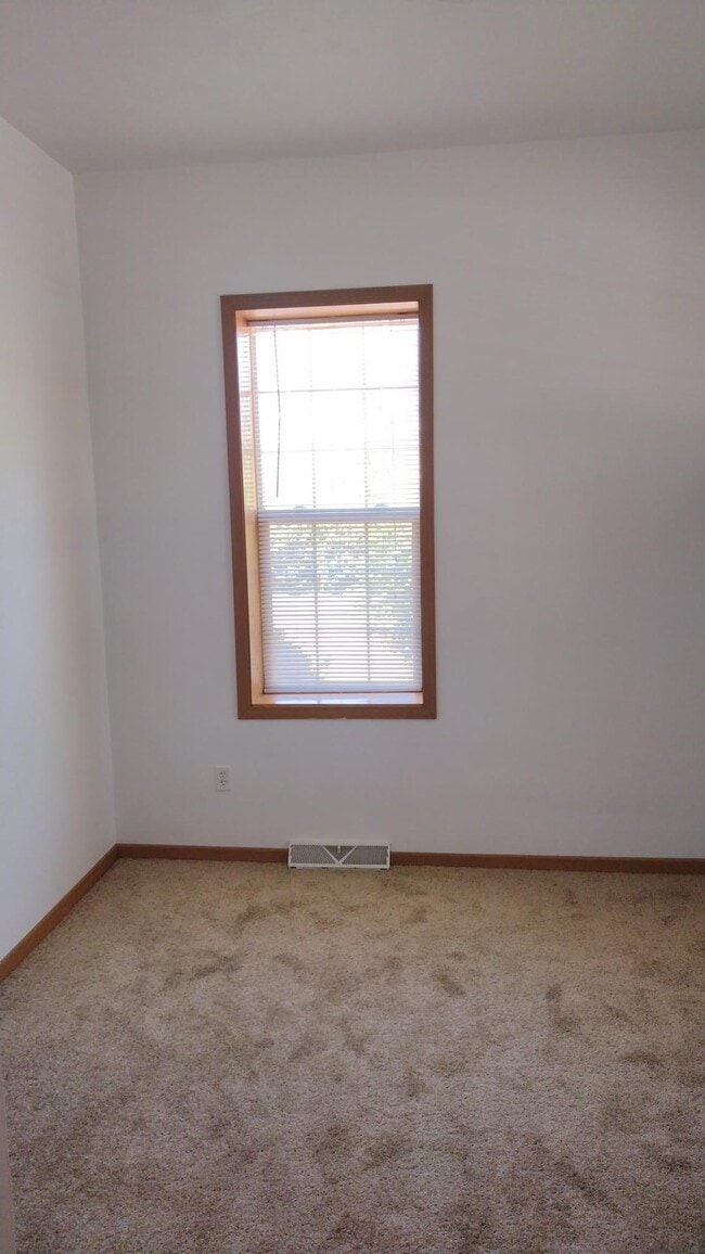 Bedroom 1 - 900 Forest St Unit 1