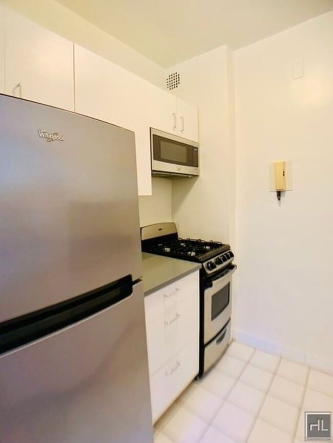 Photo - EAST 55 STREET Unit 7B