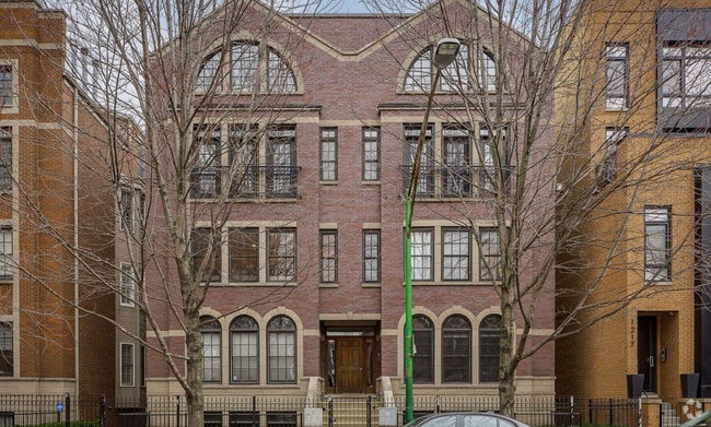 Building Photo - 1221 N Paulina St Rental