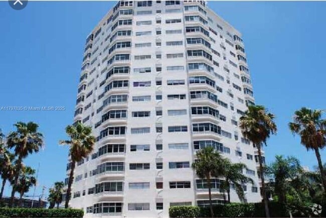 Building Photo - 1881 Washington Ave Unit 7D Rental