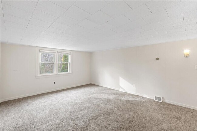 Photo - 139 Leona Ave