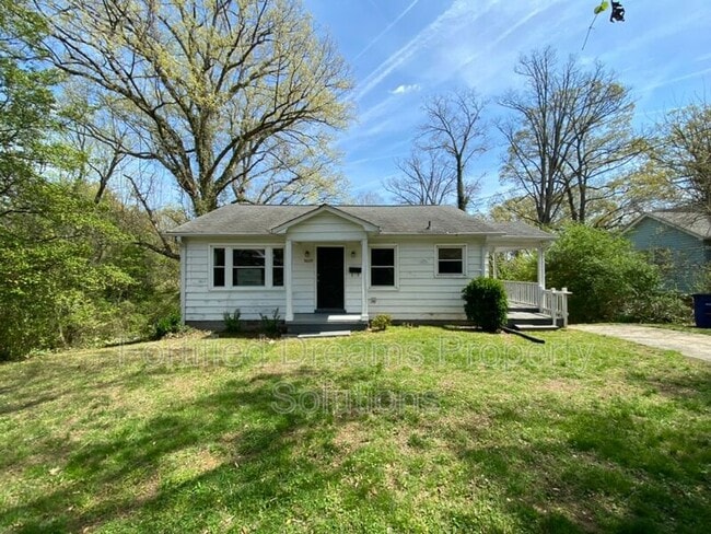 Building Photo - 3635 Hemlock Dr