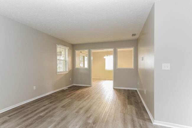 Photo - 195 S Summit Ridge Dr SW