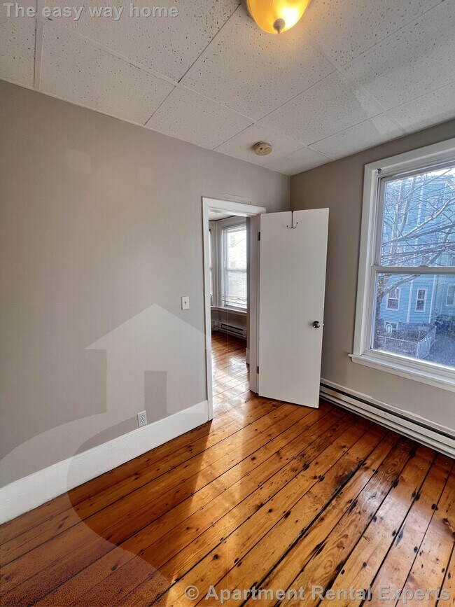 Photo - 9 School St Unit #2