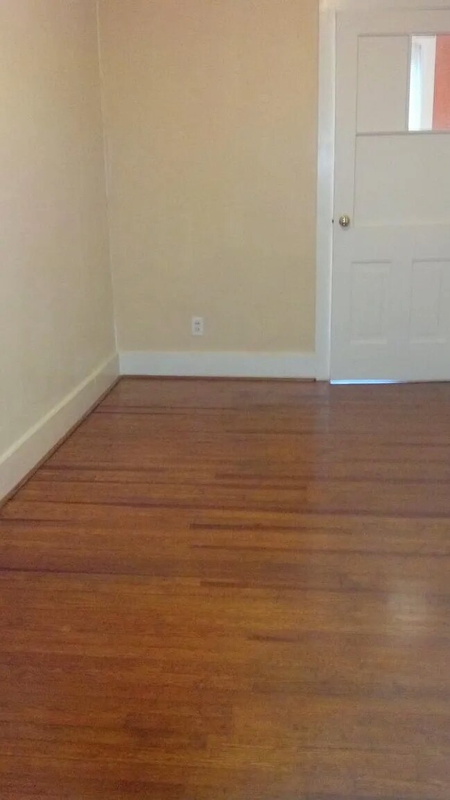 Photo - 105-4 E Main St Unit 4