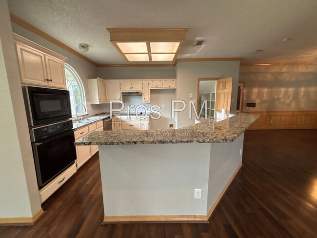 Photo - 3101 Crickett Dr