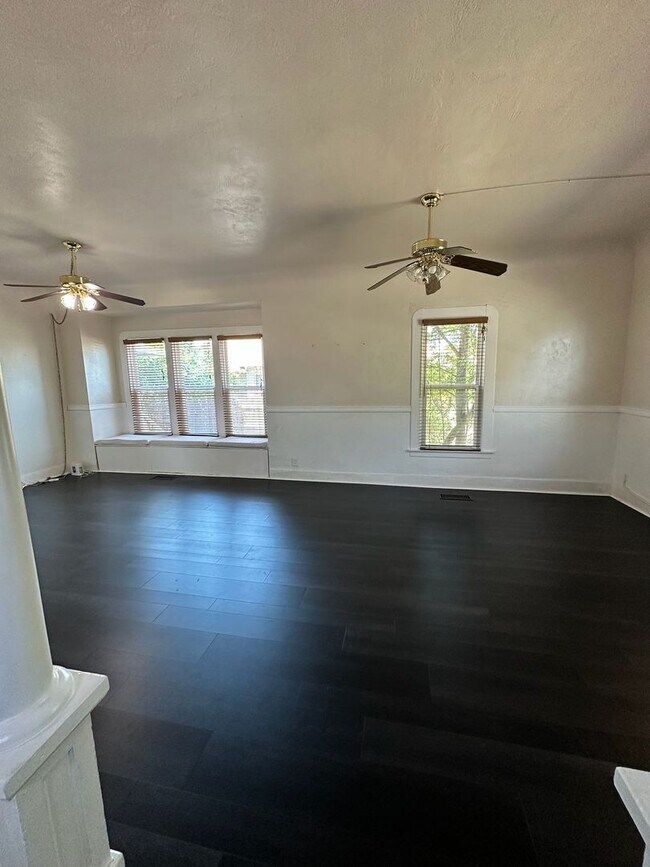 Photo - Charming home for rent in Hanford