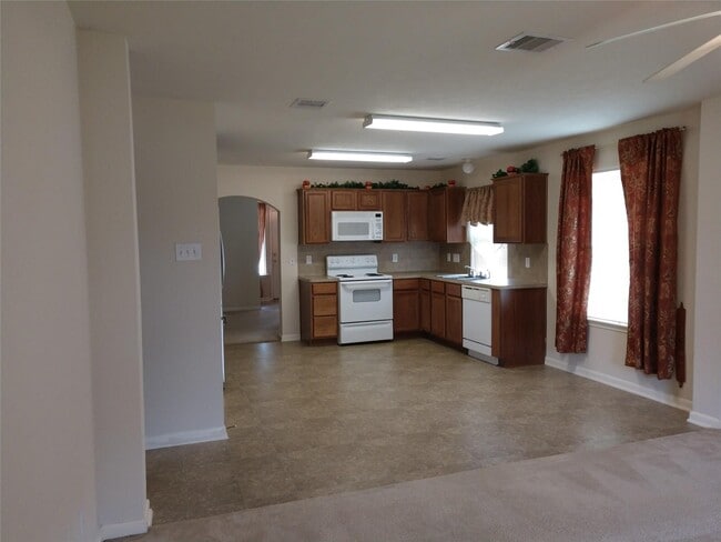 Photo - 19122 Yellow Thrush Dr