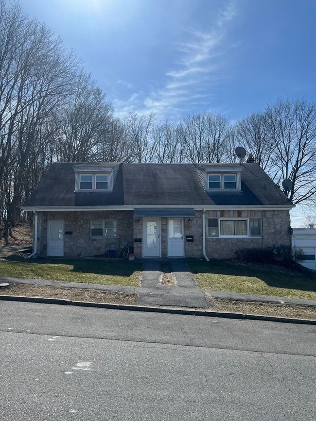 Photo - 171-177 Marys Ave Unit 171