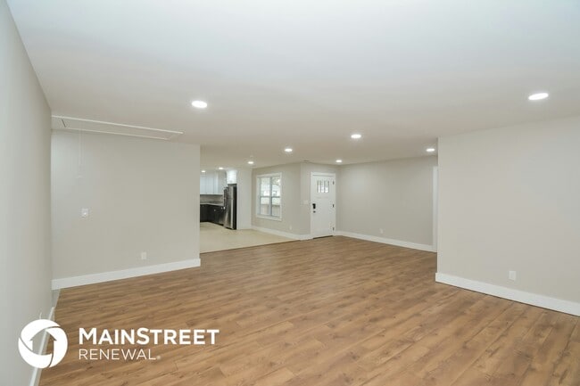 Photo - 115 Green Meadow Dr