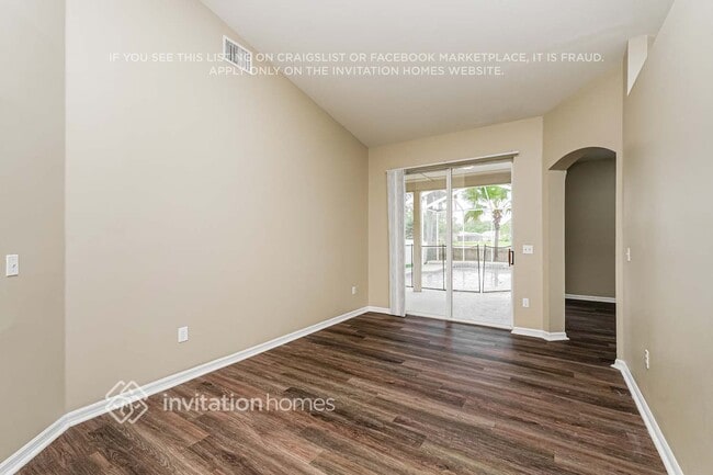 4623 Daventry Pl