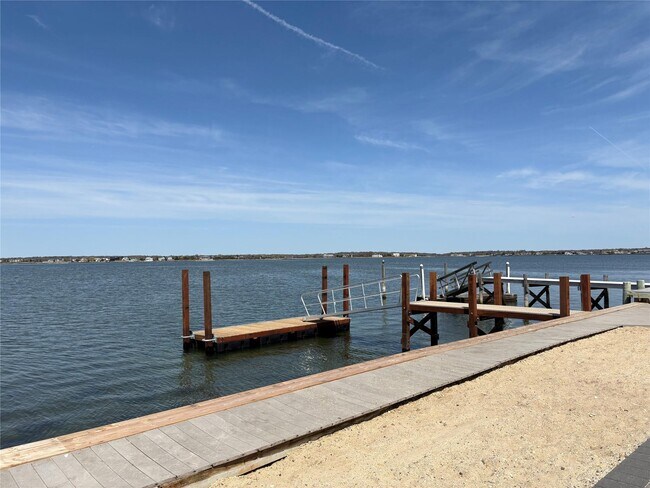 Photo - 132 Point Rd