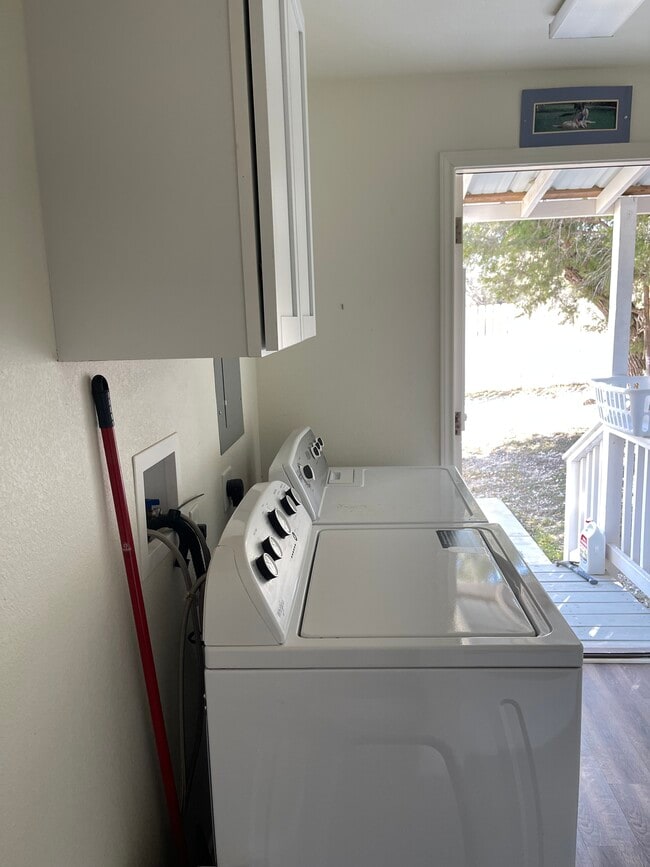 Photo - 3656 FM 2657