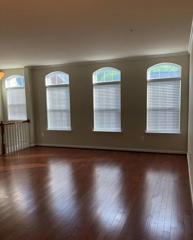 670 Highland Farms Cir