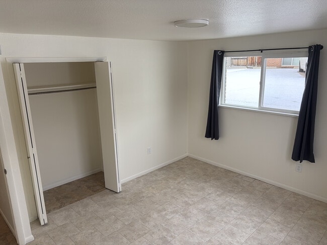 Photo - 4455 Independence St