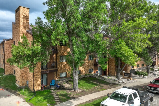 Building Photo - Westwood Park Rental