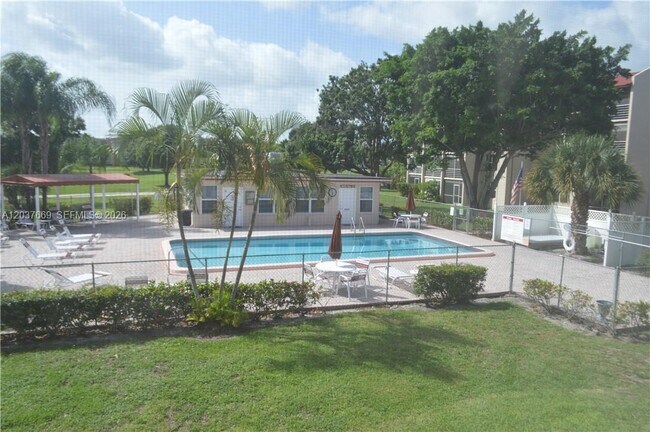 Photo - 9441 Evergreen Pl Unit 206