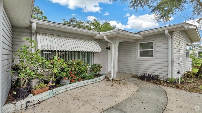 Building Photo - 1785 Bayshore Blvd Rental
