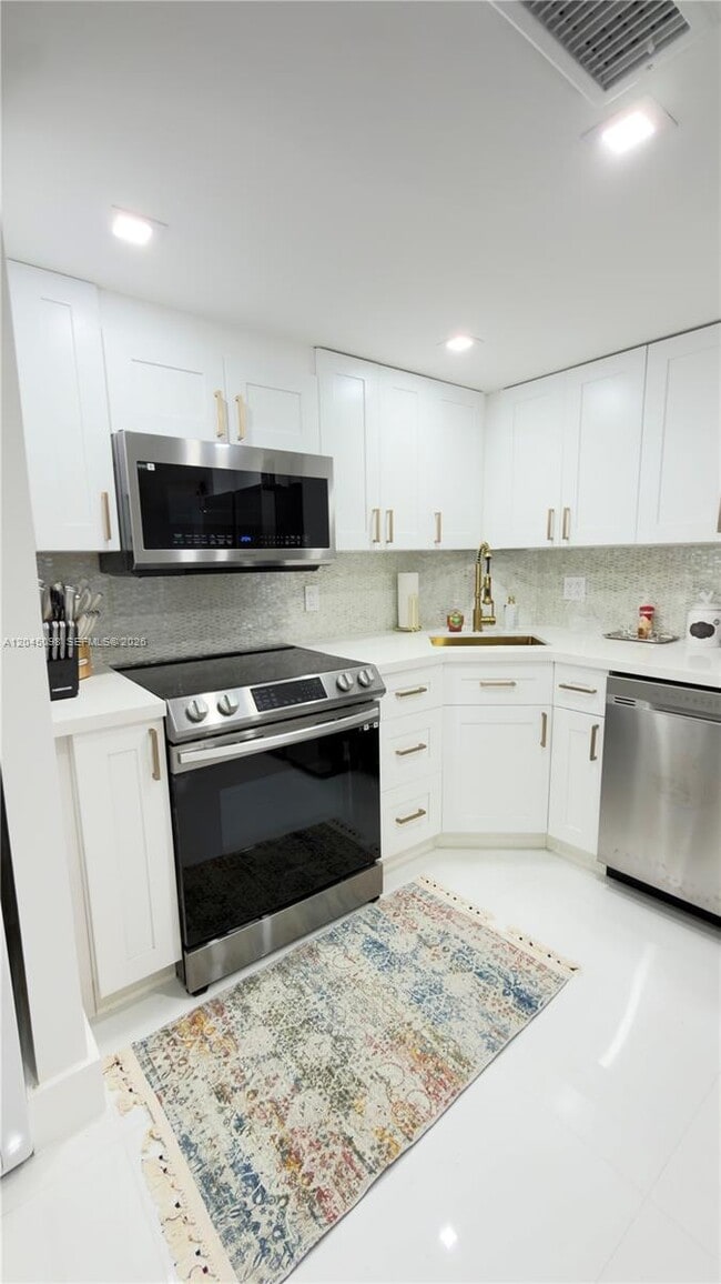 Photo - 2333 Brickell Ave Unit 614