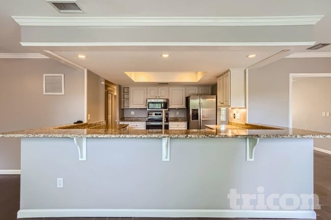 Photo - 2641 Gleneagles Dr