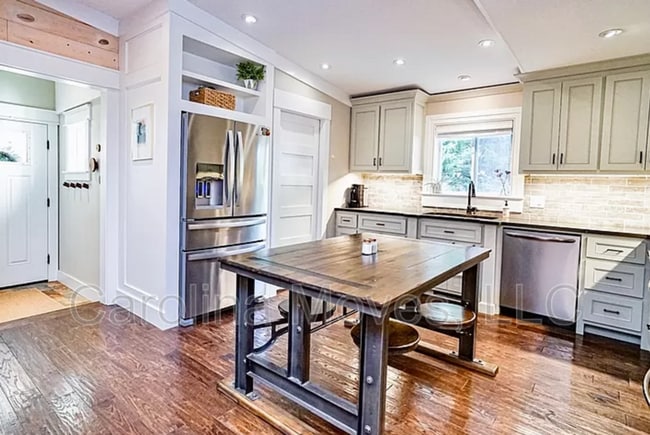 Photo - 25 Venning Ct