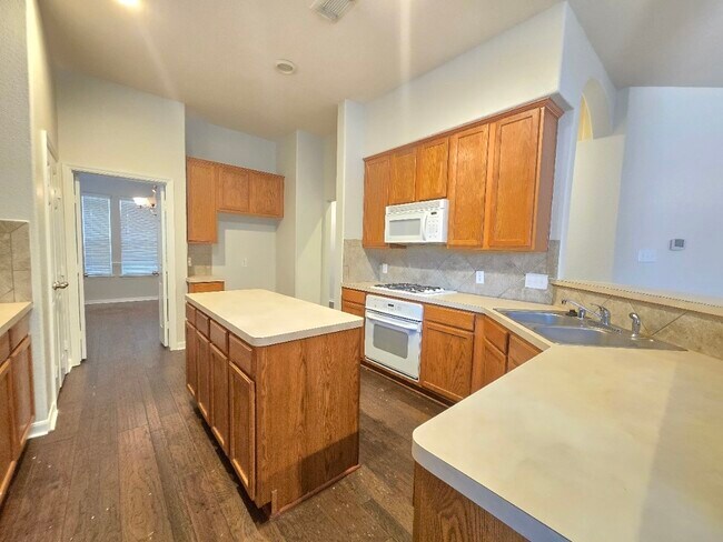 Photo - 18631 Mosshill Estates Ln