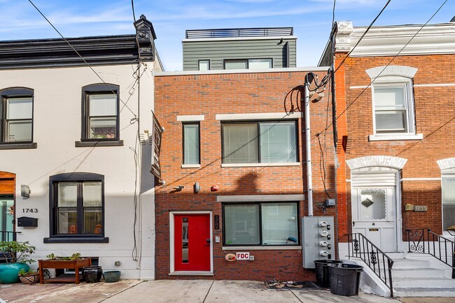 Photo - 1741 N 25th St Unit 2