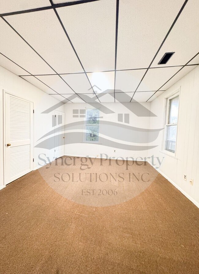 Photo - Broadway 62 - 62 1/2 Unit 62 UP