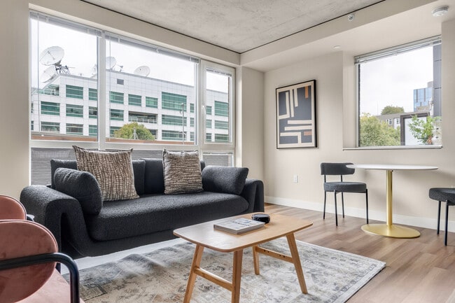 Photo - 101 Taylor Ave N Unit FL9-ID985