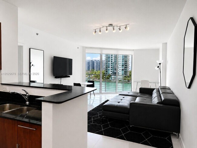Photo - 325 S Biscayne Blvd Unit 717