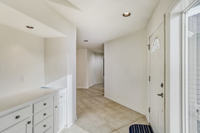 Photo - 374 NE 49th Ave