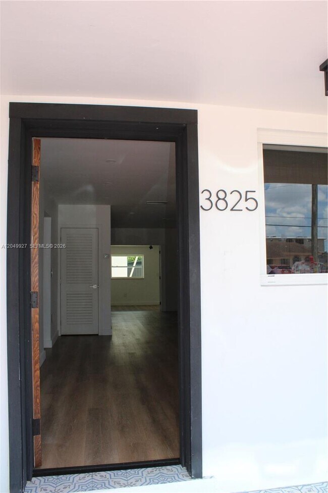 Photo - 3825 SW 88th Ct Unit 3825