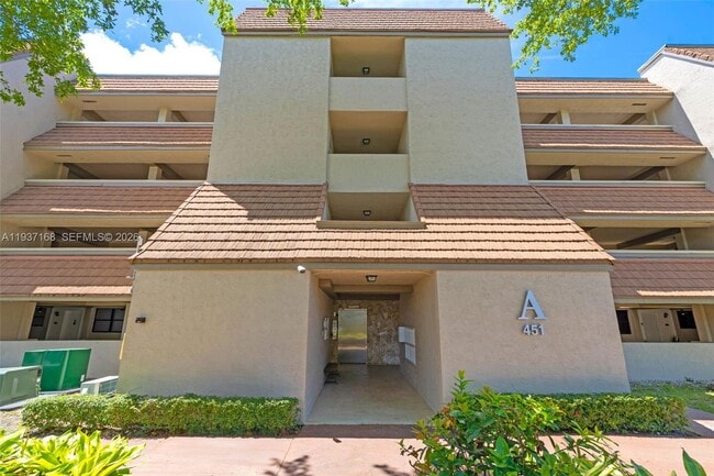 Building Photo - 451 Ives Dairy Rd Unit 103-1