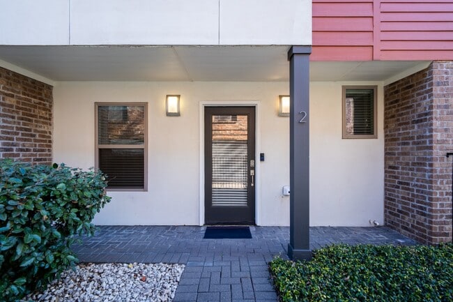 Photo - 2 Bed + Flex Room Option in East Dallas Townhome off Greenville Lakewood Neighborhood