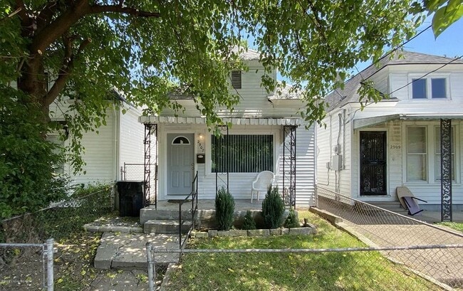 Front View - 2907 S 5th St