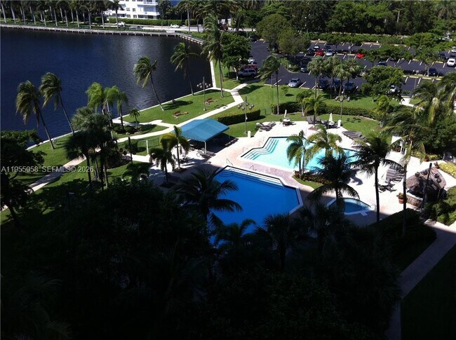 Photo - 18151 NE 31st Ct Unit 614