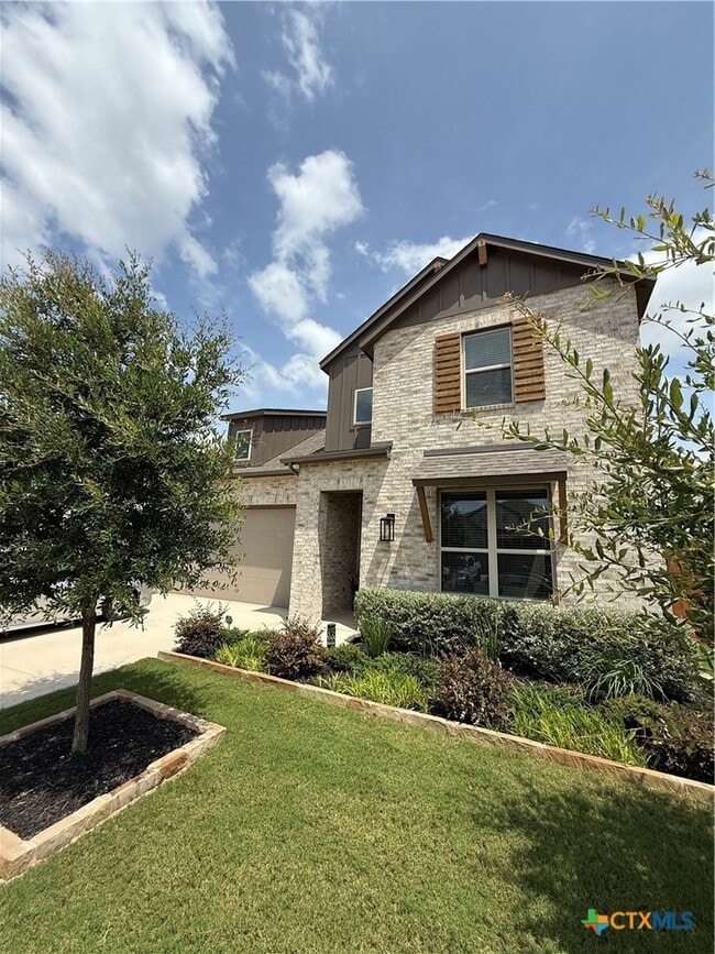 Building Photo - 1768 Heritage Maples