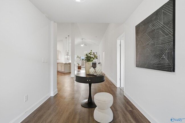 Photo - 187 Abercorn Dr