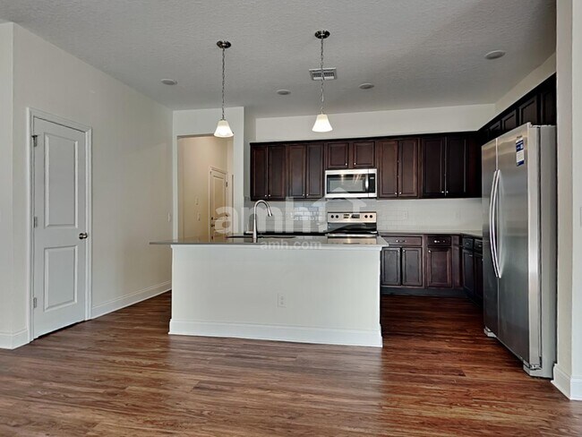 Photo - 1062 Summer Stone Lp